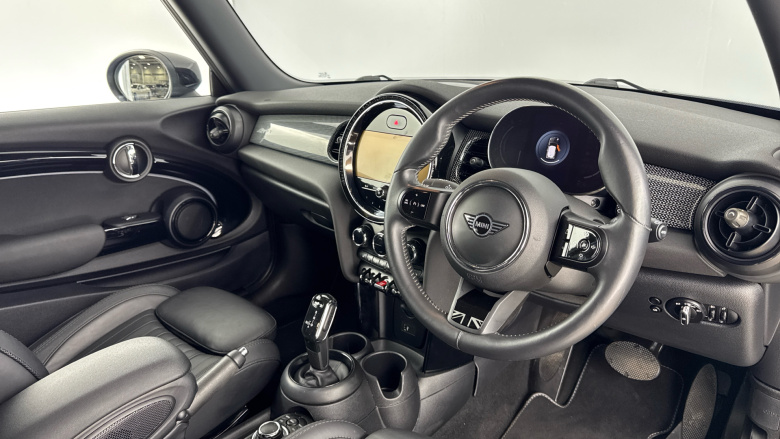 MINI Hatchback 1.5 Cooper Exclusive 3dr Auto Petrol Hatchback